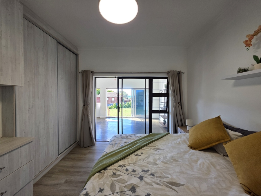 4 Bedroom Property for Sale in C Place Eastern Cape